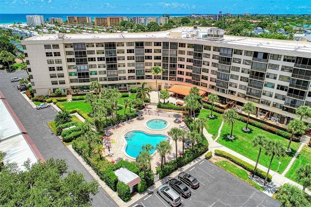 $8,700 | 5855 Midnight Pass Road, Unit 426, Sarasota, FL 34242