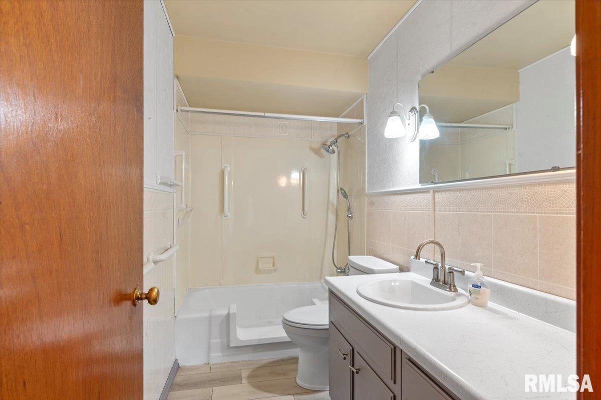 2505 South 5th Street Springfield, IL 62703 - Photo 18 of 30