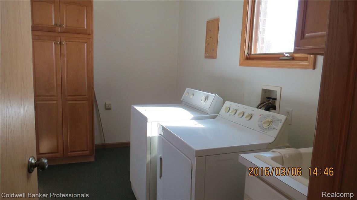 16200 33 Mile Road Armada, MI 48005 - Photo 36 of 77 Laundry Room