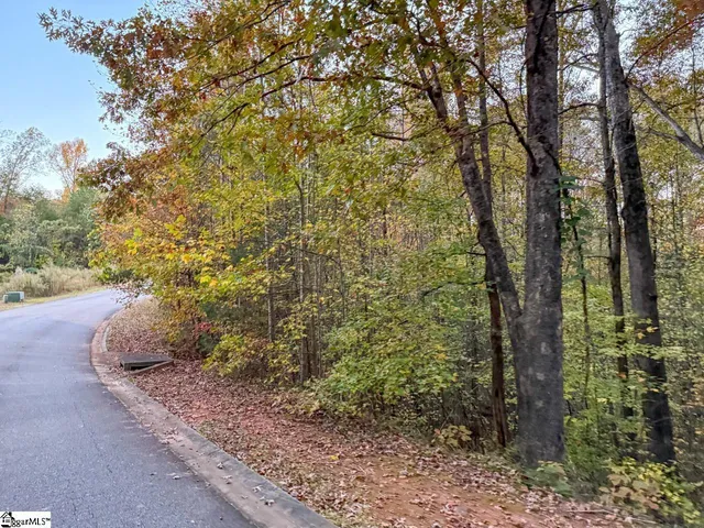 $99,696 | 173 West Waters Edge Lane, West Union, SC 29696