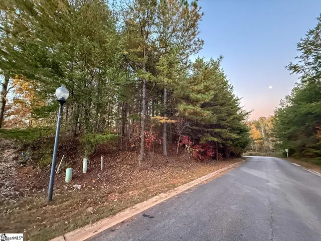 $99,696 | 173 West Waters Edge Lane, West Union, SC 29696