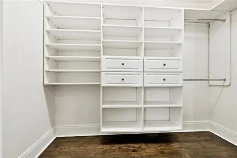 $199,500 | 3000 St Charles Avenue, Unit 207, New Orleans, LA 70115