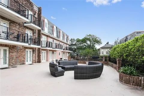 $199,500 | 3000 St Charles Avenue, Unit 207, New Orleans, LA 70115