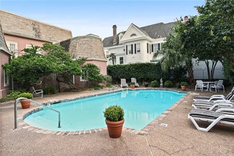 $199,500 | 3000 St Charles Avenue, Unit 207, New Orleans, LA 70115