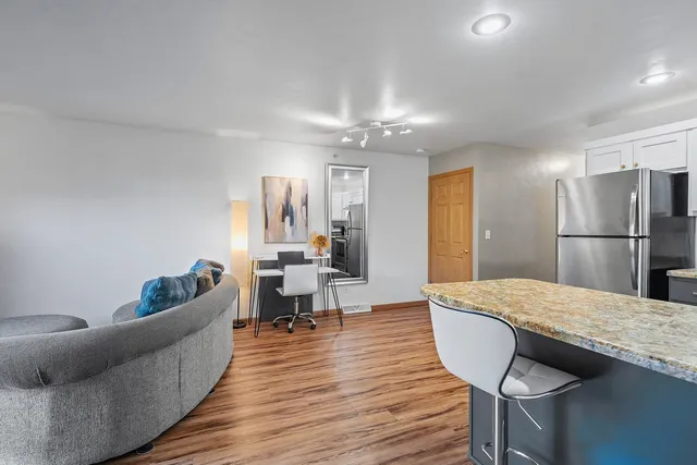 $299,900 | 2543 Telluride Trail, Unit P, Green Bay, WI 54313