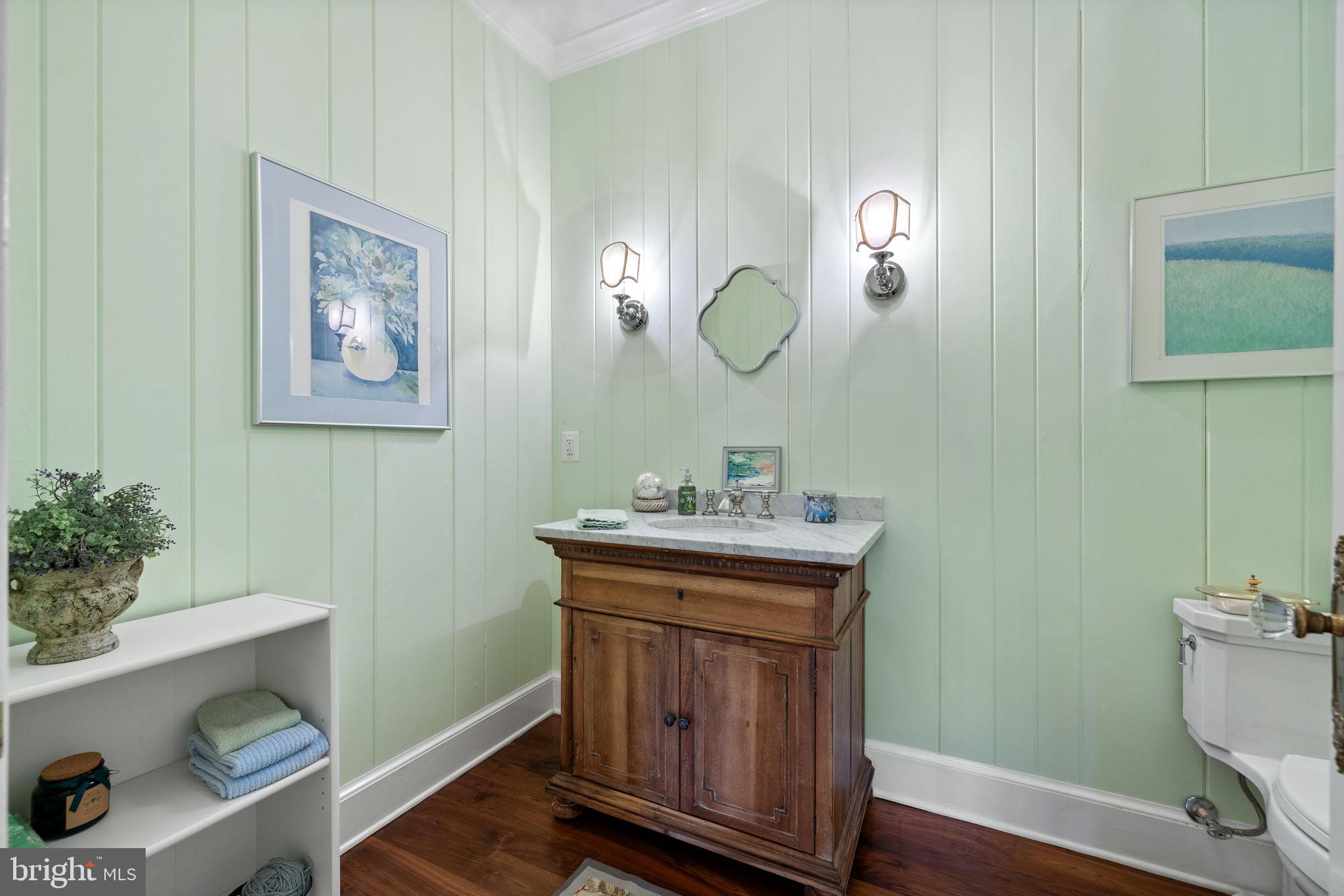 2294 Leeds Manor Road Markham, VA 22643 - Photo 42 of 97 Powder room