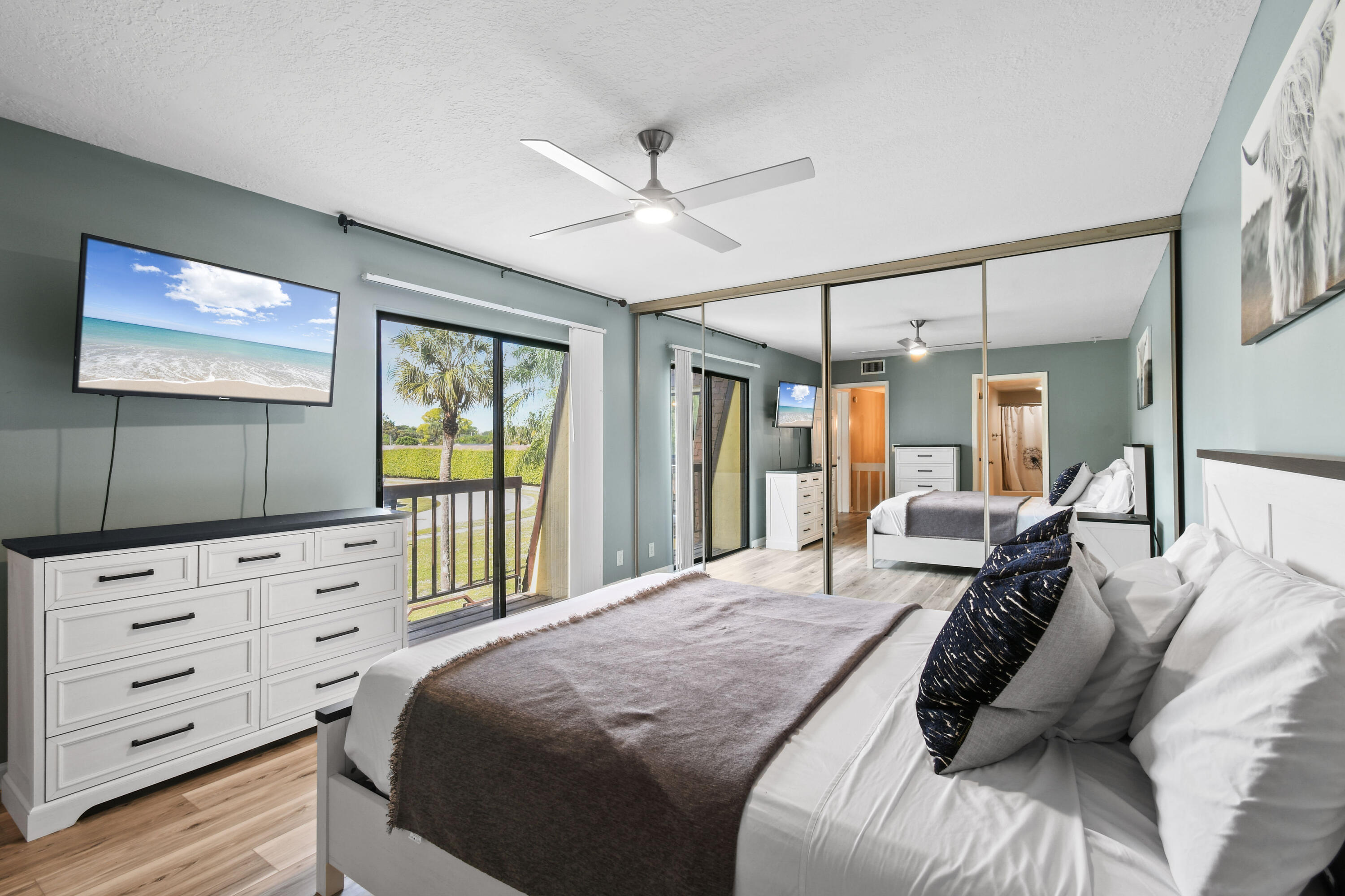 110 North Delaware Boulevard, Unit 9B Jupiter, FL 33458 - Photo 24 of 42 110NDelawareBlvd#9B(40)