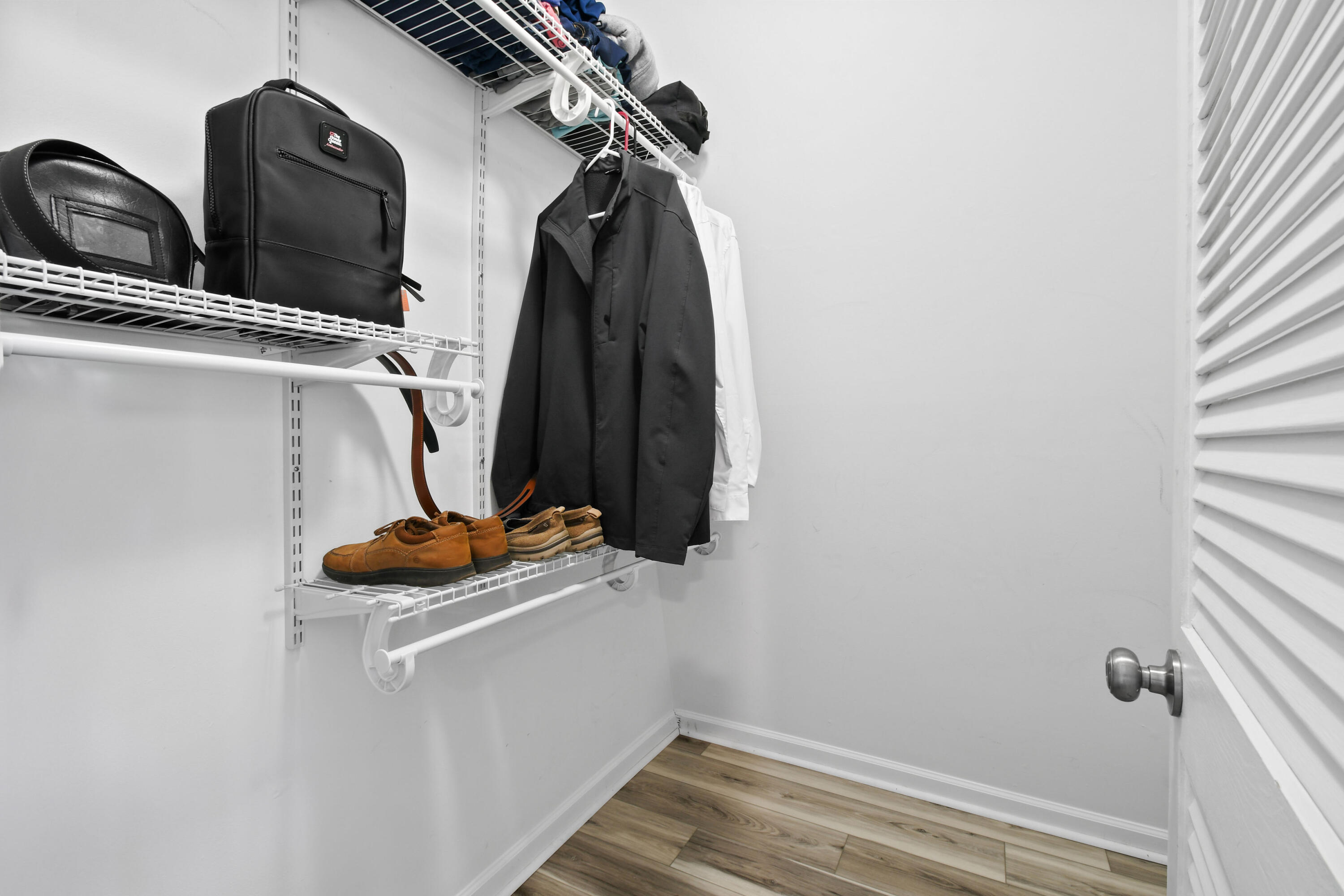 110 North Delaware Boulevard, Unit 9B Jupiter, FL 33458 - Photo 31 of 42 110NDelawareBlvd#9B(34)