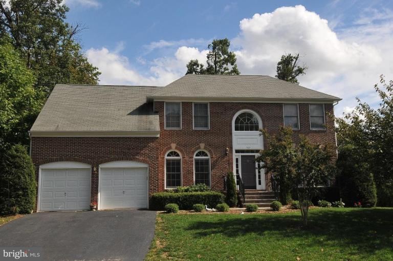 1937 Byrd Road Vienna, VA 22182 - Photo 1 of 23 Exterior (Main)