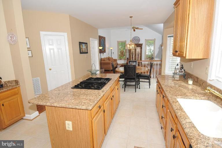 1937 Byrd Road Vienna, VA 22182 - Photo 5 of 23 Kitchen