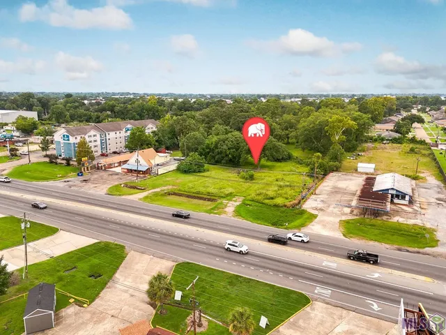 $800,000 | 8320 Airline Highway, Baton Rouge, LA 70806