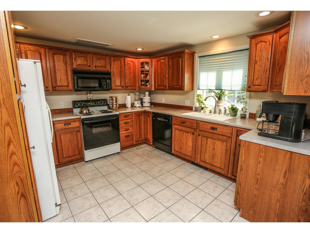 195 Brown Road Candia, NH 03034 - Photo 12 of 29