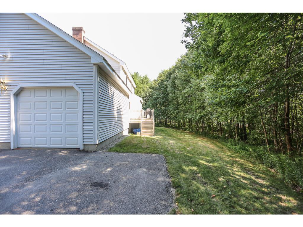 195 Brown Road Candia, NH 03034 - Photo 5 of 29