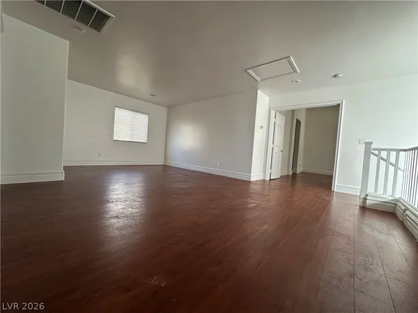 $2,100 | 9763 Waukegan Avenue, Las Vegas, NV 89148
