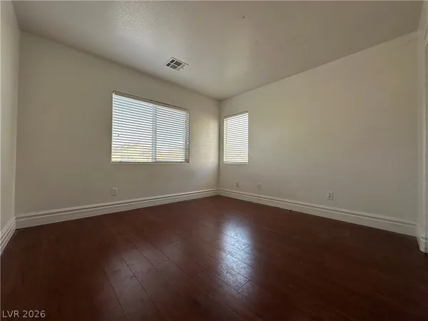 $2,100 | 9763 Waukegan Avenue, Las Vegas, NV 89148