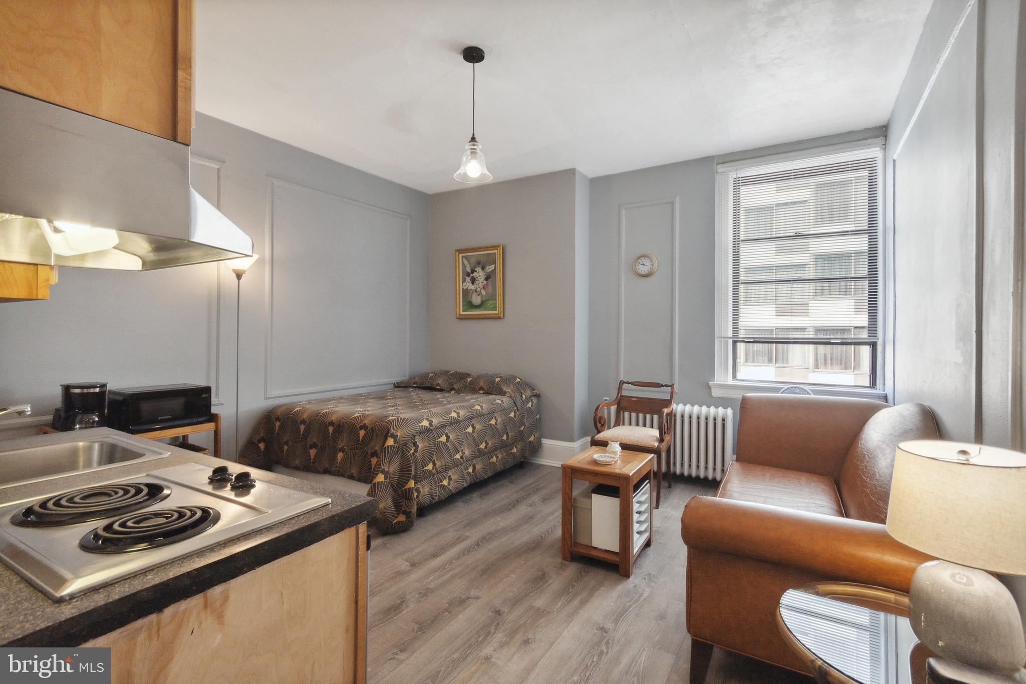 1324 Locust Street, Unit 1517 Philadelphia, PA 19107 - Photo 10 of 25 Gallery Image 10