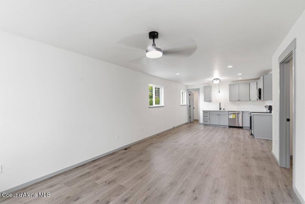431 F Street Plummer, ID 83851 - Photo 7 of 29 Dining Room