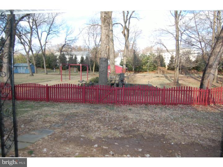 3315 Bartram Road Willow Grove, PA 19090 - Photo 16 of 18 View in Back