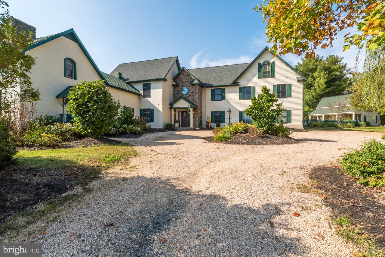5024 Leeds Manor Road Hume, VA 22639 - Photo 2 of 57 Front View