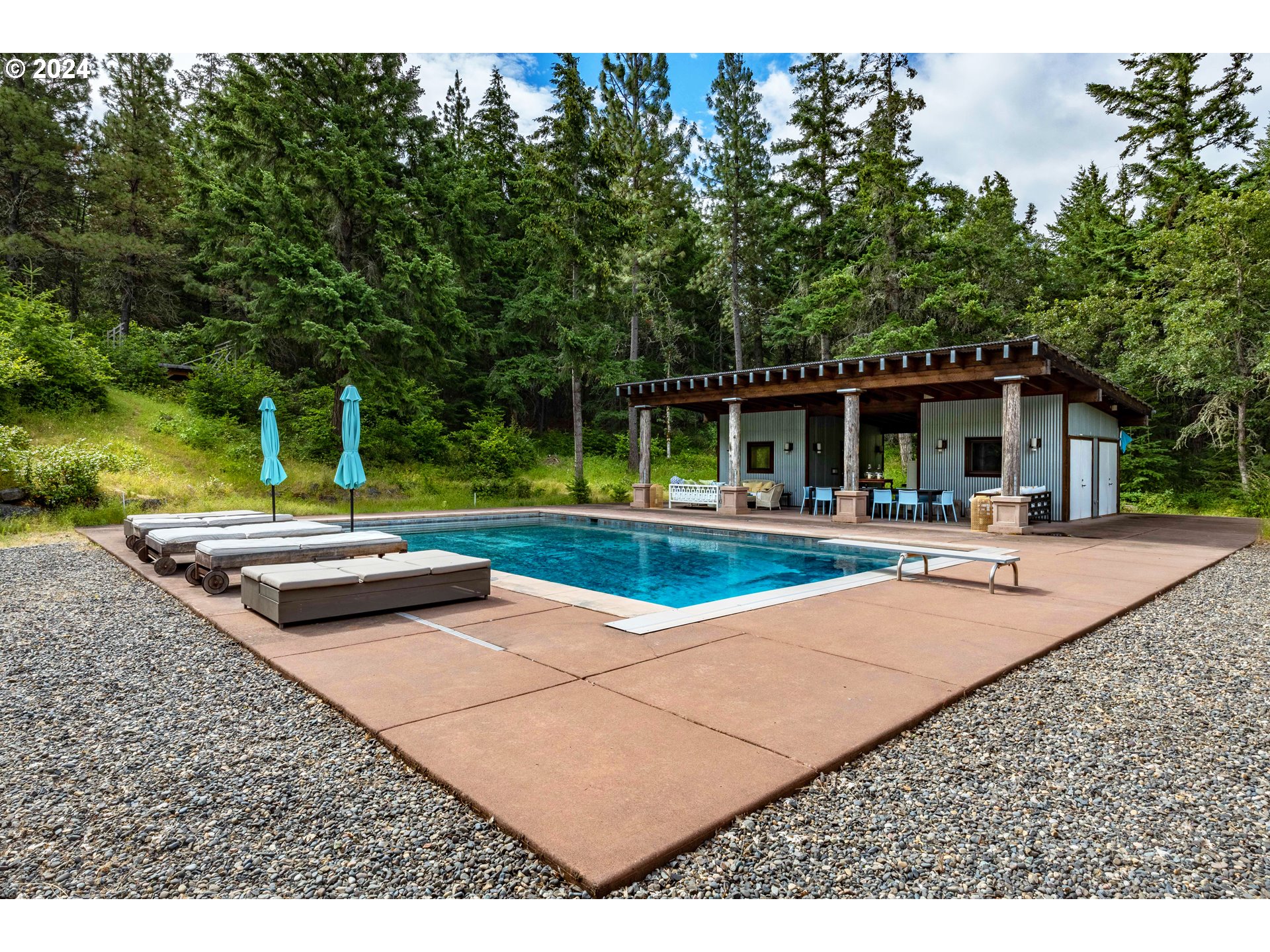 2058 State Road Mosier, OR 97040 - Photo 2 of 40