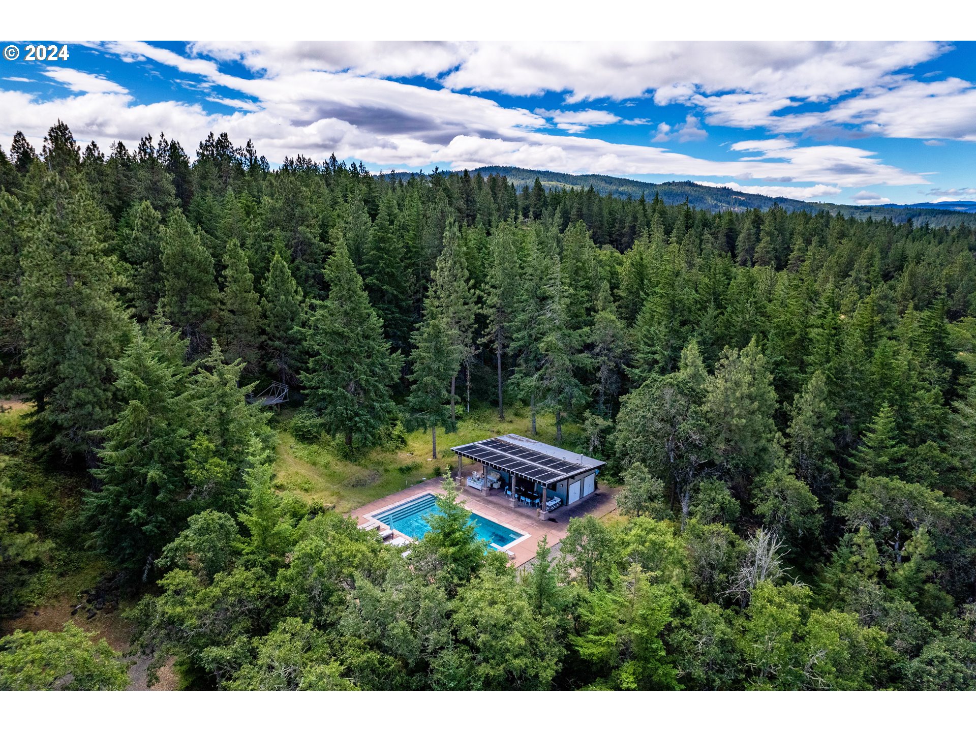 2058 State Road Mosier, OR 97040 - Photo 24 of 40