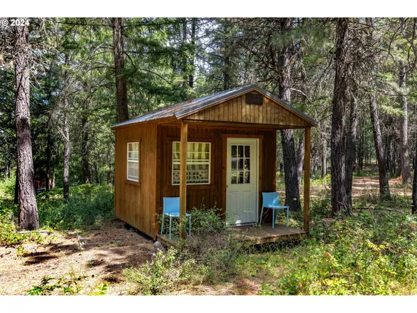 $595,000 | 2058 State Road, Mosier, OR 97040
