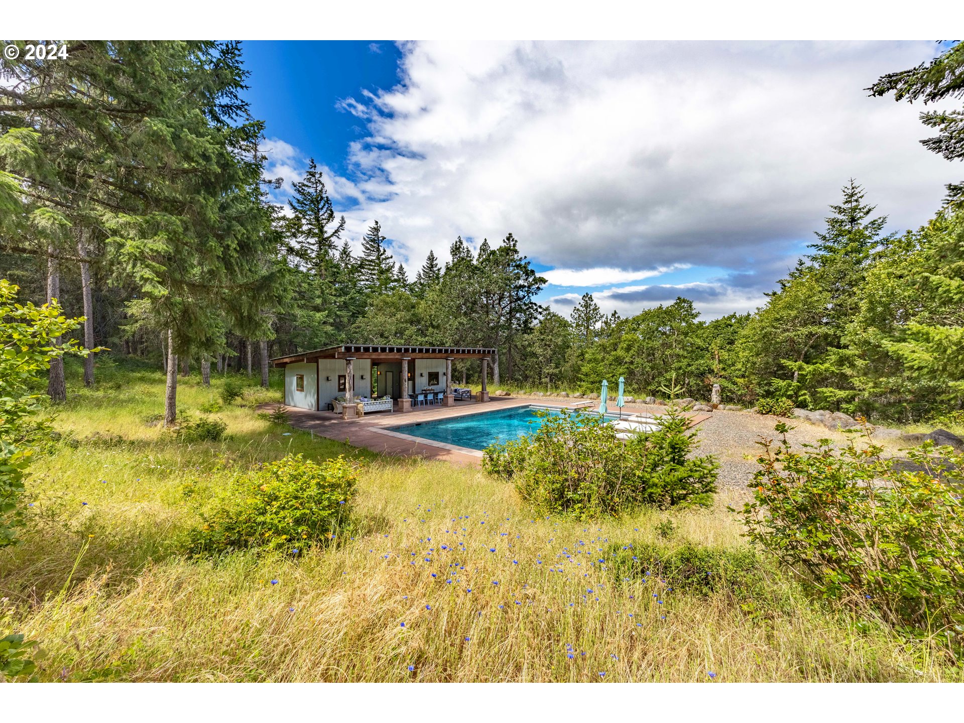 2058 State Road Mosier, OR 97040 - Photo 32 of 40