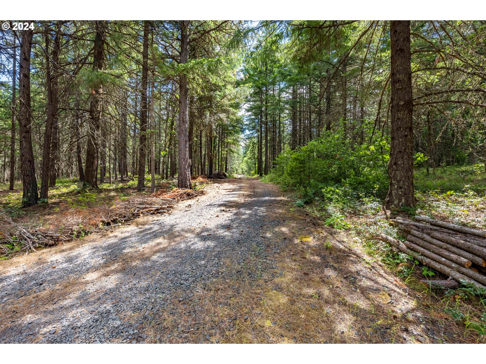 2058 State Road Mosier, OR 97040 - Photo 37 of 40