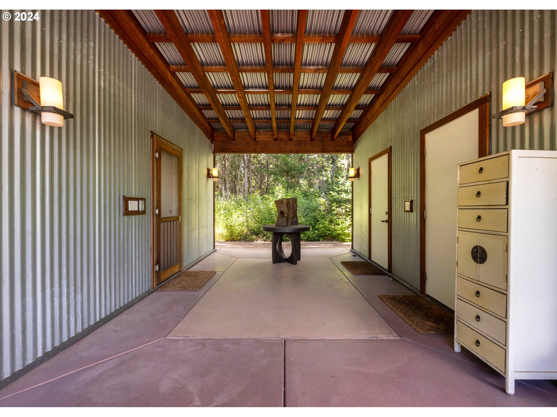 2058 State Road Mosier, OR 97040 - Photo 10 of 40