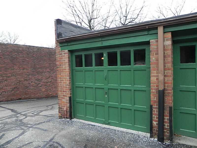 407 Olympia Road Pittsburgh, PA 15211 - Photo 13 of 25 Parking Lot/Garage. Detached garage