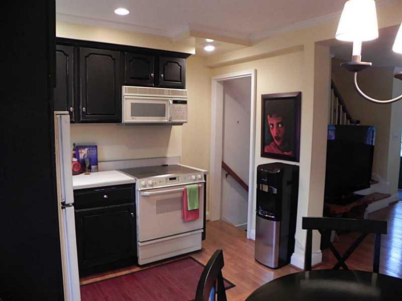 407 Olympia Road Pittsburgh, PA 15211 - Photo 5 of 25 Kitchen.