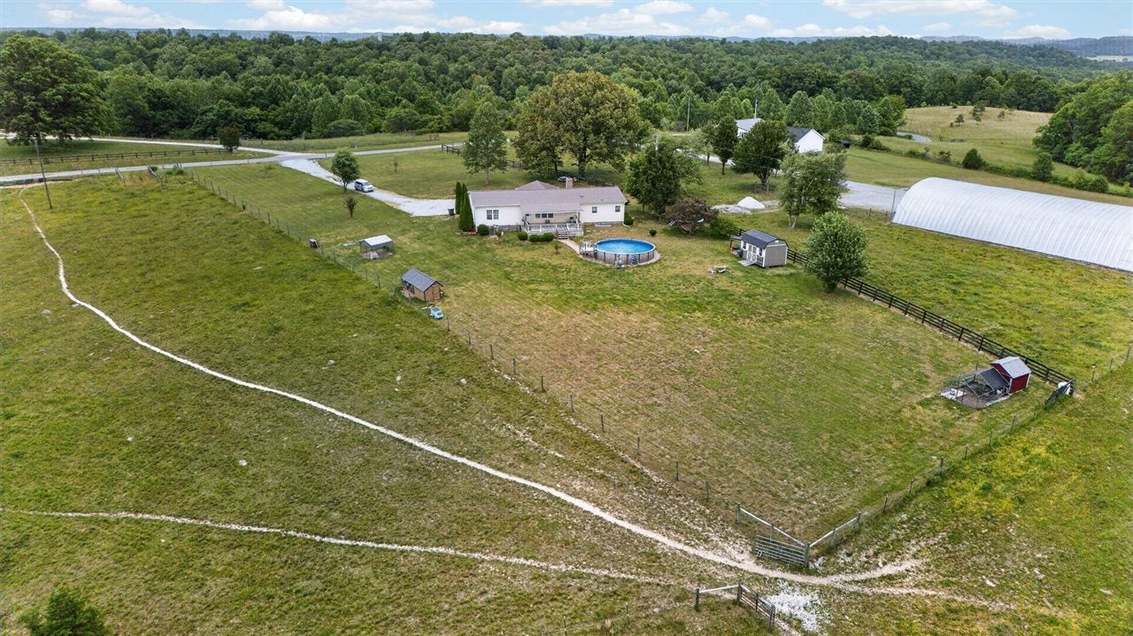 1765 Fisher Ridge Road Horse Cave, KY 42749 - Photo 43 of 47 Gallery Image 43