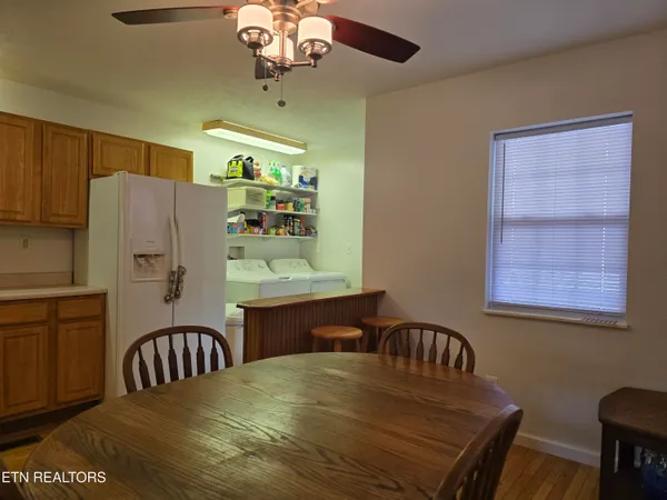 $459,900 | 332 Sleepy Hollow, Sneedville, TN 37869