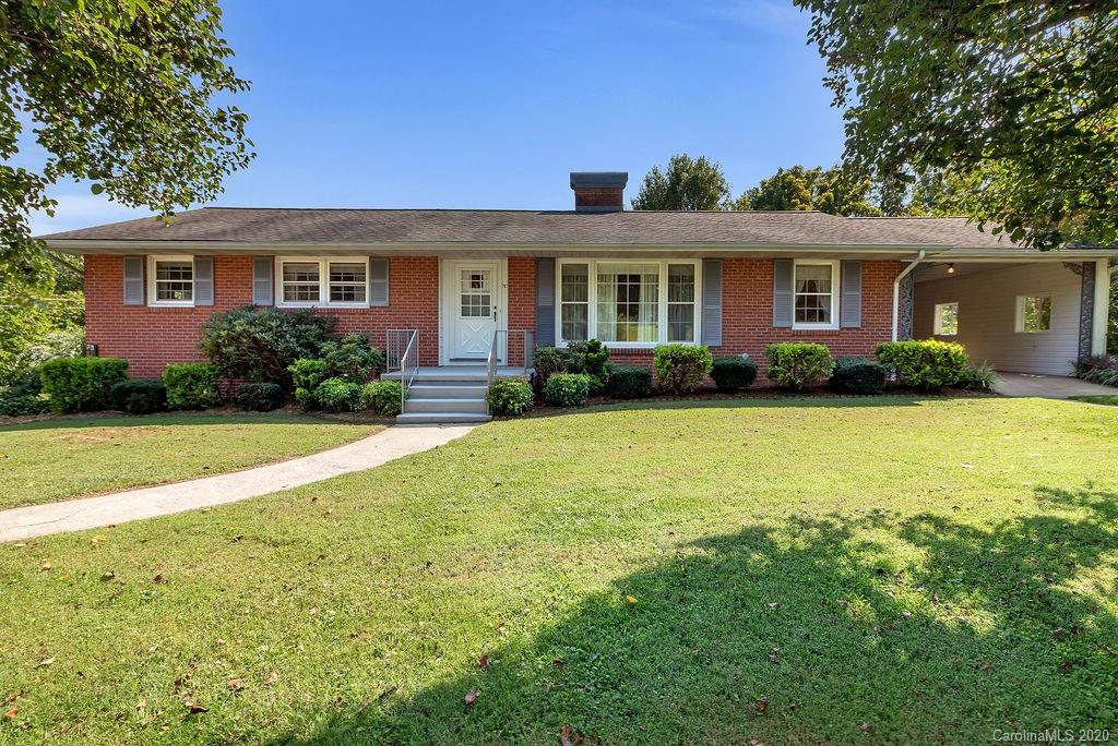 787 Gallimore Road Brevard, NC 28712 - Photo 1 of 31 Gallery Image 1