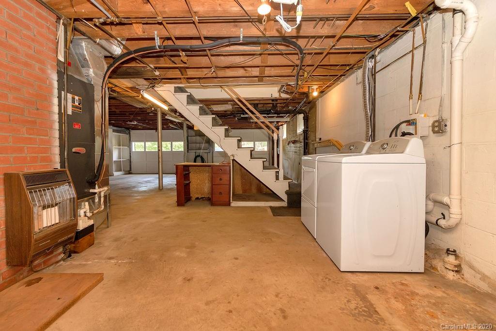 787 Gallimore Road Brevard, NC 28712 - Photo 22 of 31 Gallery Image 22