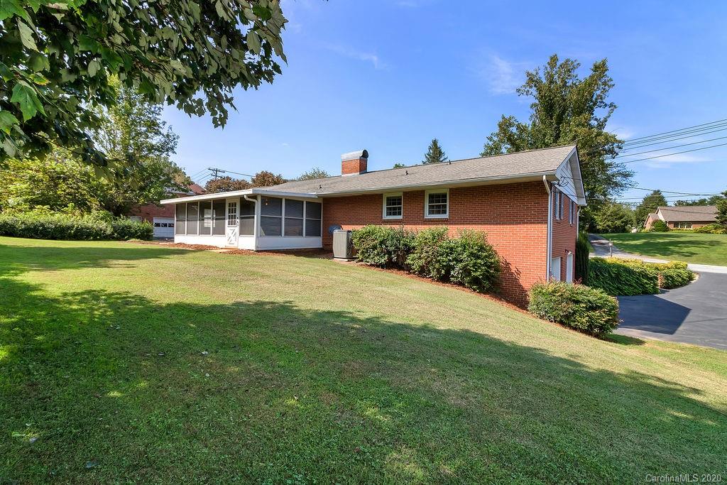 787 Gallimore Road Brevard, NC 28712 - Photo 25 of 31 Gallery Image 25