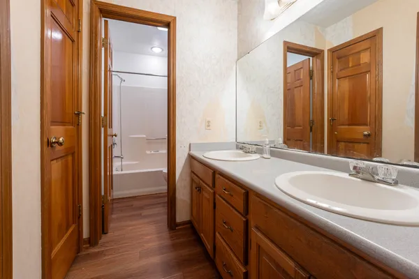 $875,000 | 10029 Wildwood Court, Richland, MI 49083