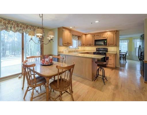 42 Jefferson Road Franklin, MA 02038 - Photo 4 of 29 Gallery Image 4