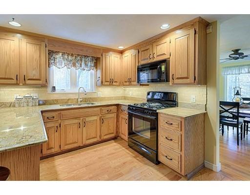 42 Jefferson Road Franklin, MA 02038 - Photo 5 of 29 Gallery Image 5