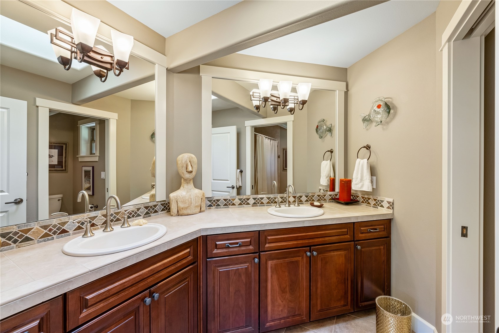 6900 Southeast Mullenix Road Port Orchard, WA 98367 - Photo 23 of 40 Gallery Image 23