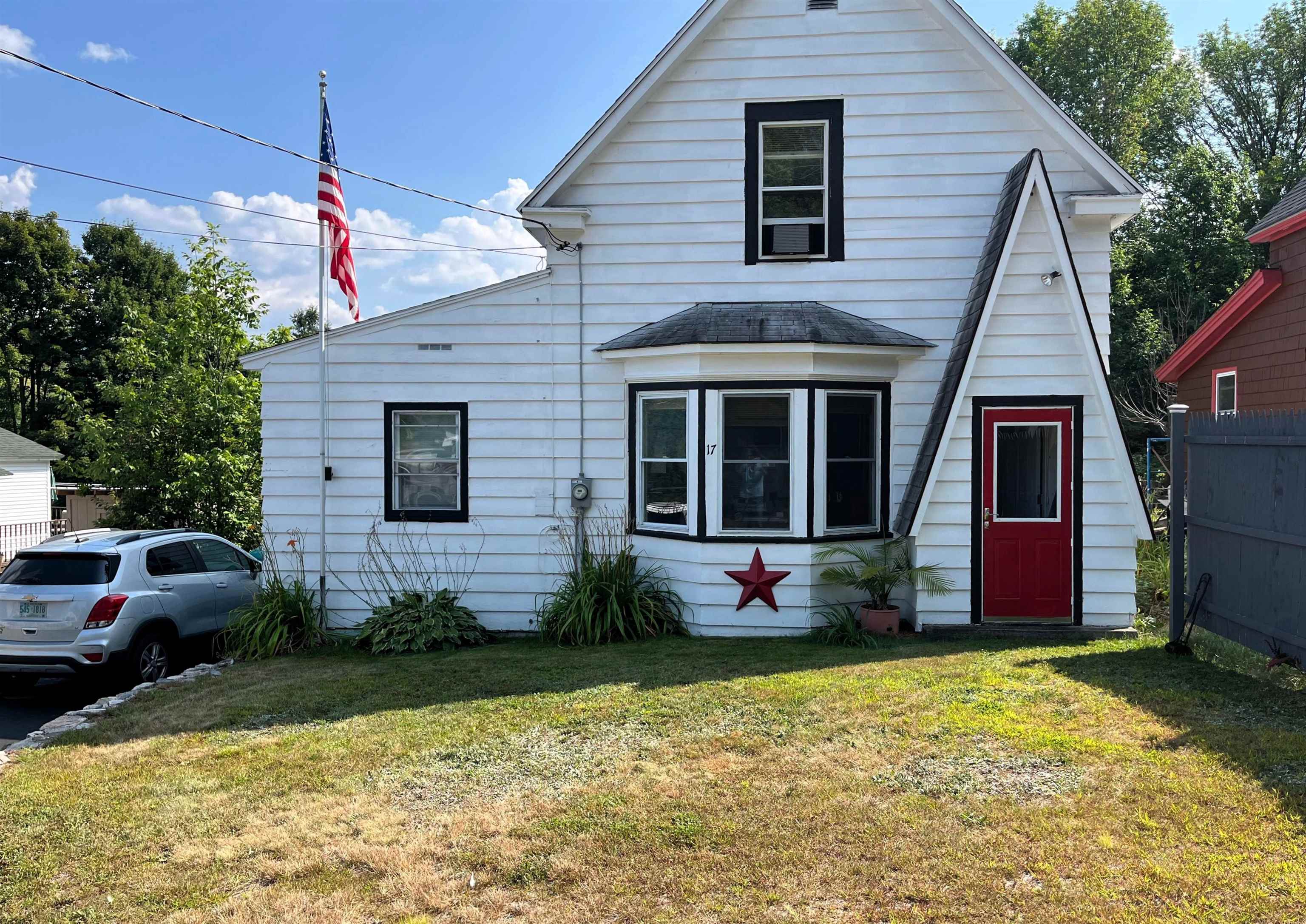 17 2nd Street Gorham, NH 03581 - Photo 5 of 30