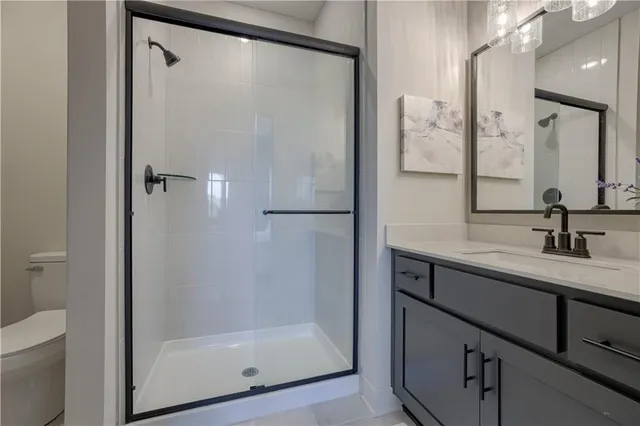 $899,950 | 5154 Northwest 47 Terrace, Riverside, MO 64150