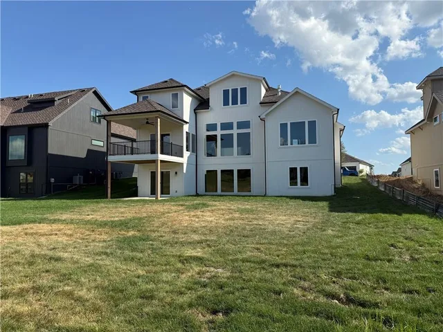 $899,950 | 5154 Northwest 47 Terrace, Riverside, MO 64150