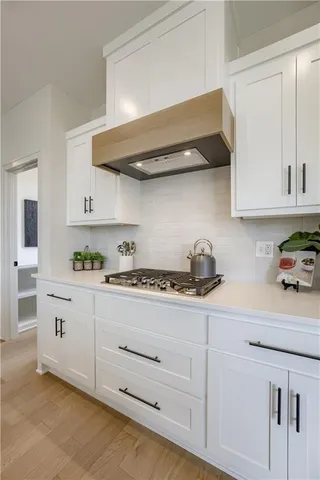 $899,950 | 5154 Northwest 47 Terrace, Riverside, MO 64150