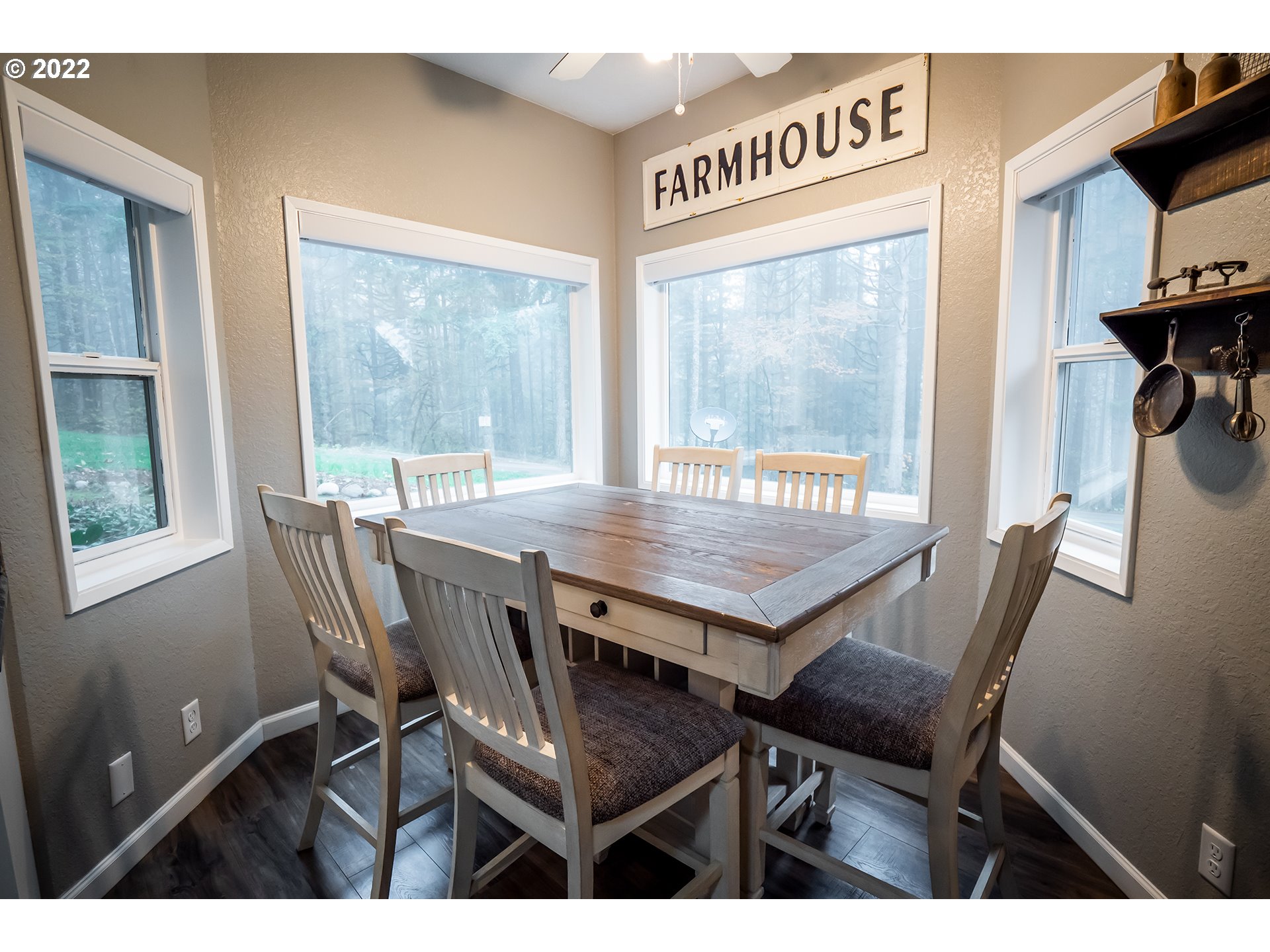 24514 Butler Road Junction City, OR 97448 - Photo 11 of 32 Dining Area