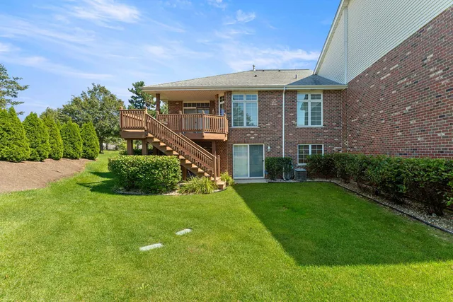 $334,000 | 16082 Julia Courtyard, Tinley Park, IL 60477