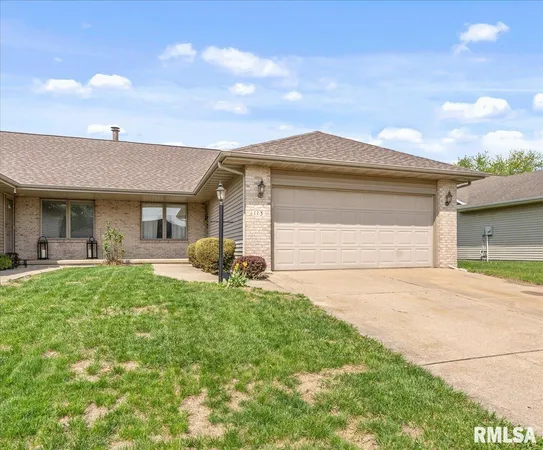 $177,000 | 113 Eagle Ridge Drive, Chatham, IL 62629