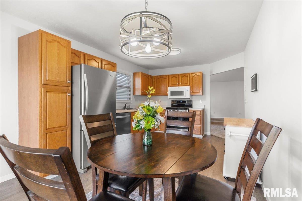 113 Eagle Ridge Drive Chatham, IL 62629 - Photo 9 of 25