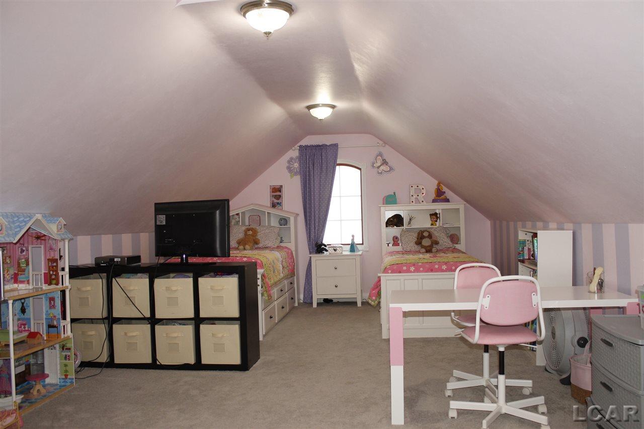 7942 East Monroe Road Tecumseh, MI 49286 - Photo 8 of 39 31364340-7.JPG