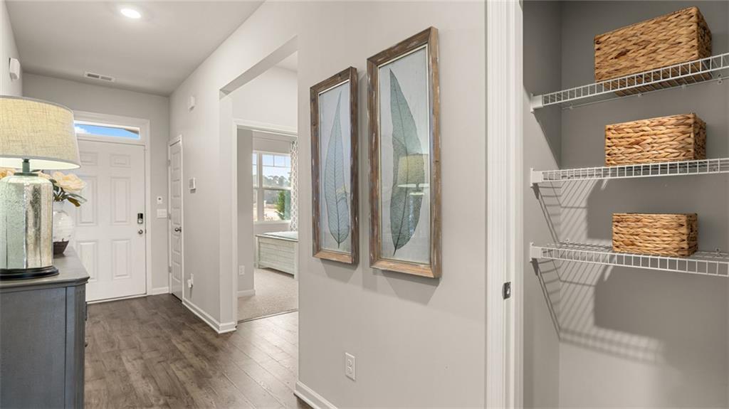 379 Bullock Pass Jefferson, GA 30549 - Photo 3 of 37